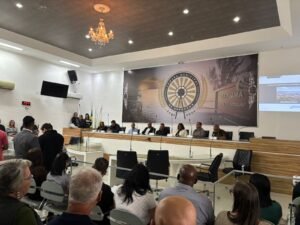 1a7239f0-68f8-46b1-9561-588fda6b83db-300x225 Araruama realiza a Pré-Audiência Pública do Plano Municipal de Saneamento Básico (PMSB)