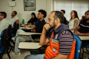 WhatsApp-Image-2025-08-05-at-12.28.15-1-300x200 Prefeitura avança em articulação com universidades para programa de regularização fundiária