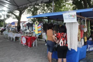 FEIRA-CULTURAL-ITINERANTE-PASCOA-2025-CAROLINA-BARRETO-43-1024x683-1-300x200 Turismo