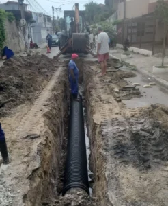 IMG-20260112-WA0189-246x300 Prefeitura realiza intervenção de drenagem nas Ruas Alex Novelino e Casimiro de Abreu, em Cabo Frio