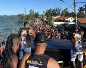 69933b5f7a80fv9xpo_larg-300x237 Carnaval Araru 2026 chega ao fim com sucesso de público