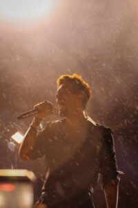 IMG_2261.JPG-200x300 Público recorde e emoção: Luan Santana leva 60 mil pessoas à orla de Araruama