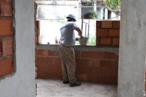 69b1a382cb10fynmil_larg-300x200 Prefeita Daniela Soares acompanha obra de ampliação do posto de saúde de Ponte dos Leites