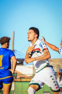 IMG_4303-200x300 Com pintura olímpica e emoção até o fim, Cabofriense busca virada heroica sobre o Sampaio Corrêa no Correão