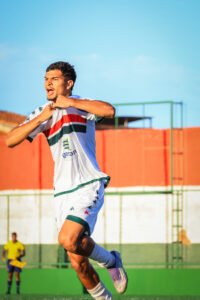 IMG_4410-200x300 Com pintura olímpica e emoção até o fim, Cabofriense busca virada heroica sobre o Sampaio Corrêa no Correão