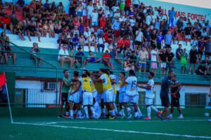 IMG_4431-300x200 Com pintura olímpica e emoção até o fim, Cabofriense busca virada heroica sobre o Sampaio Corrêa no Correão