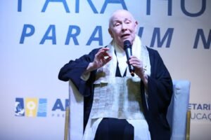 WhatsApp-Image-2026-03-03-at-11.14.25-300x200 Cidade dá início ao ano letivo com Jornada Pedagógica 2026 voltada para a humanização do ensino