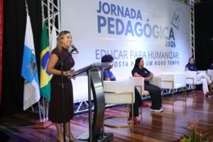 WhatsApp-Image-2026-03-03-at-11.14.49-300x200 Cidade dá início ao ano letivo com Jornada Pedagógica 2026 voltada para a humanização do ensino