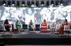 WhatsApp-Image-2026-03-10-at-09.40.01-2-300x198 Prefeitura de Araruama promove encontro sobre protagonismo feminino