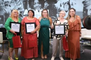 WhatsApp-Image-2026-03-10-at-09.40.02-1-1-300x200 Prefeitura de Araruama promove encontro sobre protagonismo feminino