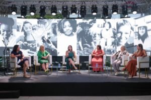 WhatsApp-Image-2026-03-10-at-09.40.02-3-300x200 Prefeitura de Araruama promove encontro sobre protagonismo feminino