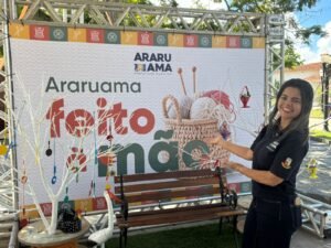 WhatsApp-Image-2026-03-30-at-09.56.44-2-300x225 Evento "Araruama Feito à Mão" Movimenta Praça Antônio Raposo com Arte e Cultura