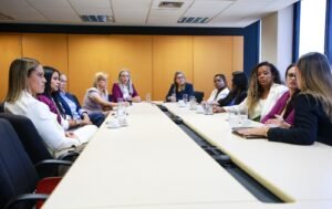 035777f7-44e2-477a-9a40-b6f0bf6aa346-300x189 Turismo