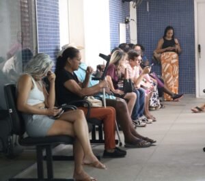 69cb00ce9c68f3y6kg_larg-300x265 Mutirão de consultas no PAM realiza 322 atendimentos e coloca foco no acolhimento humanizado