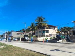 69e8da94a6f86aykvq_larg-300x225 Araruama avança com asfaltamento e recapeamento em vários bairros