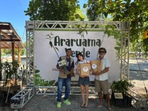 69e934c2d5299uf7b0_larg-300x225 Mais de 430 mudas são doadas em Araruama