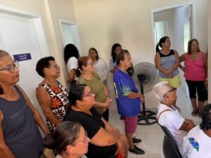 69f0e106d2335ogfnk_larg-1-300x225 Prefeitura realiza ações de conscientização sobre a hipertensão nas unidades básicas de saúde