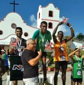 fae61f6a-a41e-4599-8af1-af6b163d2848-295x300 Turismo