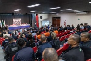 WhatsApp-Image-2026-05-06-at-18.17.41-1-300x200 Araruama inicia criação de cinturão de segurança integrado na Região dos Lagos