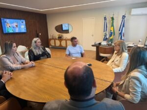 WhatsApp-Image-2026-05-07-at-11.46.55-1-300x225 OAB-RJ e Prefeitura de Cabo Frio debatem implantação de assistência jurídica municipal gratuita