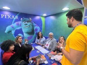 WhatsApp-Image-2026-05-07-at-16.41.22-2-300x225 Araruama na Bett Brasil 2026: inovação, tecnologia e inteligências para uma educação moderna