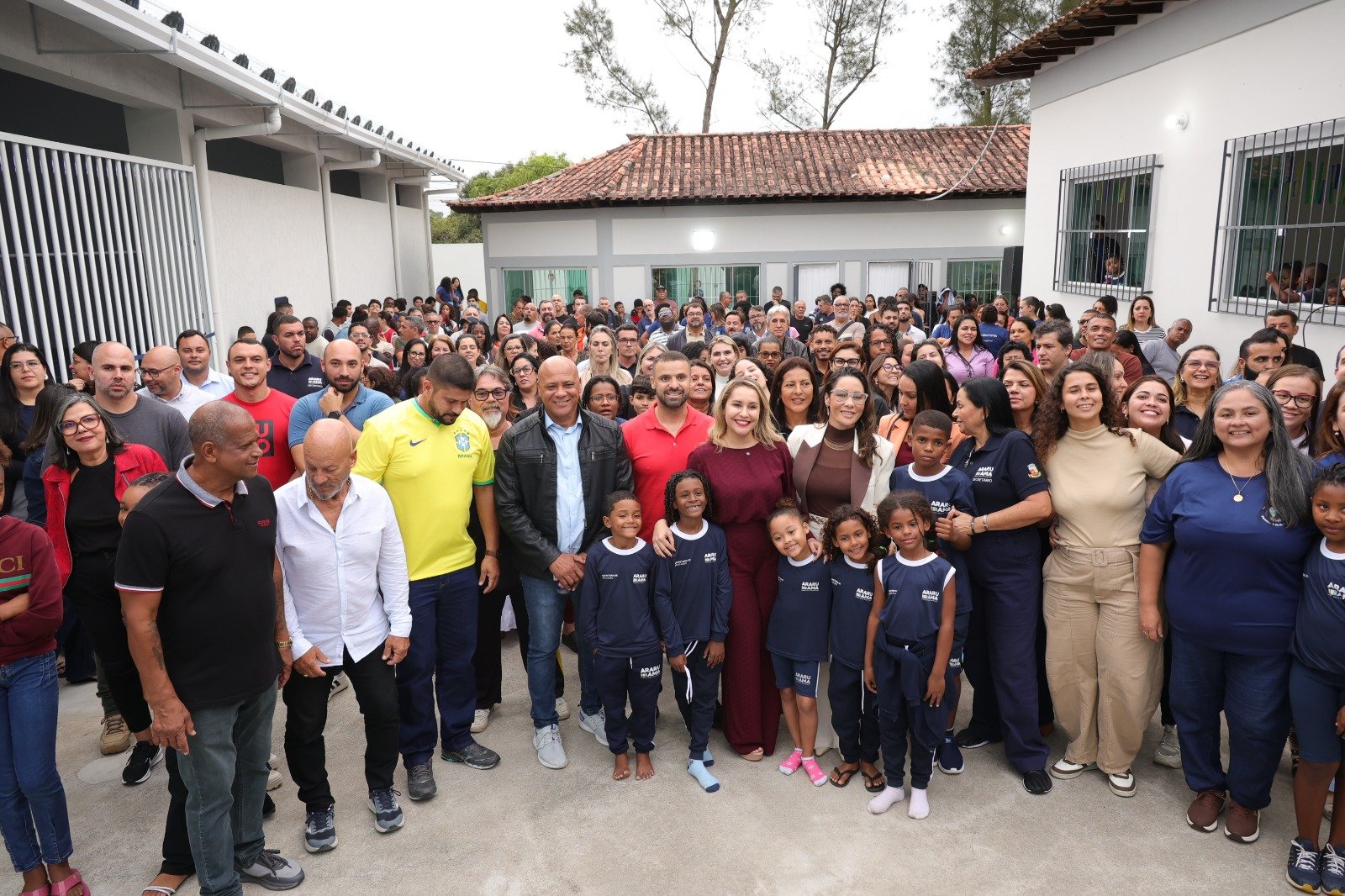 WhatsApp-Image-2026-06-16-at-08.34.54-1 Prefeitura de Araruama entrega nova quadra e revitalização completa da Escola Municipal Faustina, em São Vicente