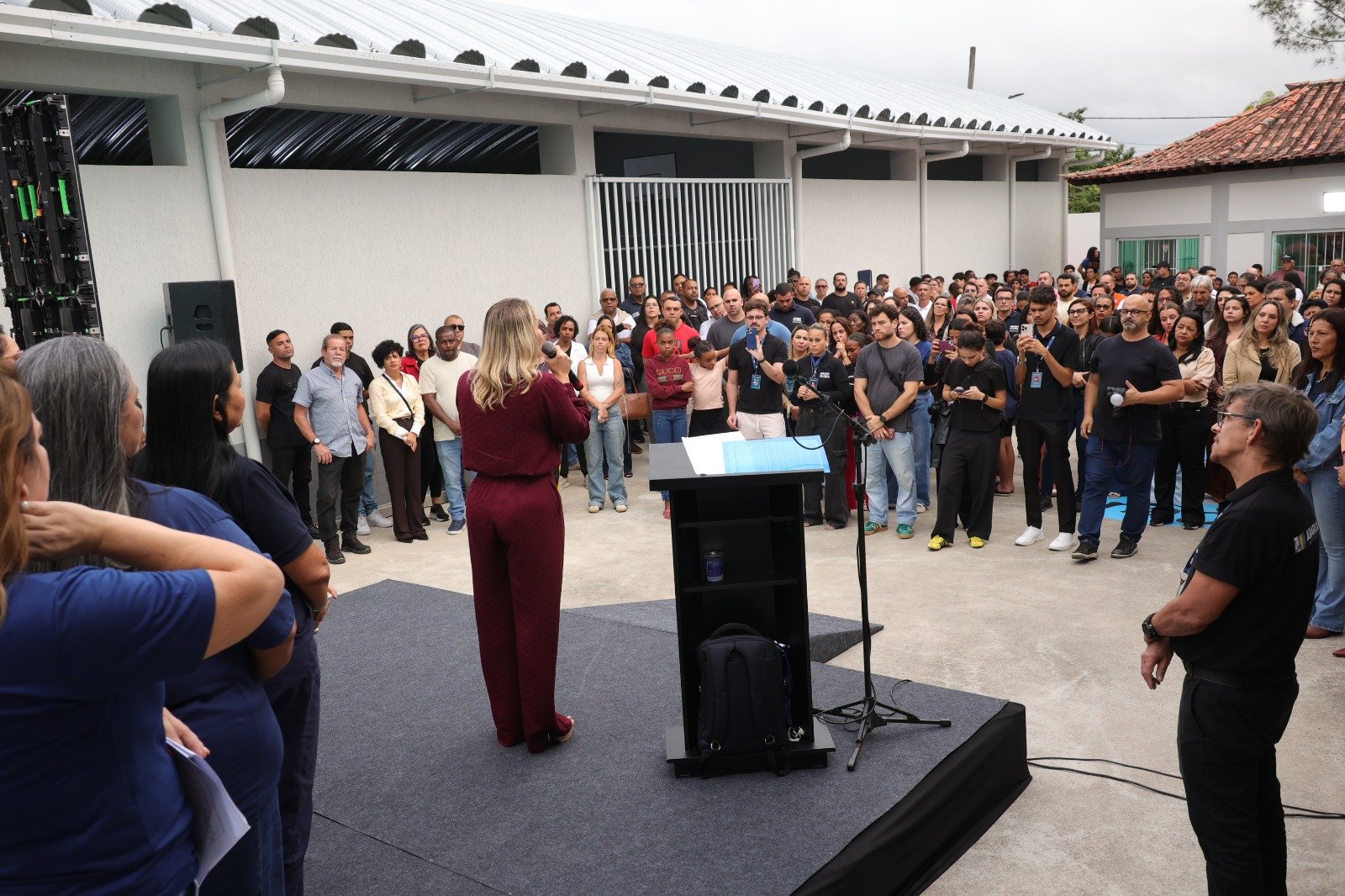 WhatsApp-Image-2026-06-16-at-08.34.54 Prefeitura de Araruama entrega nova quadra e revitalização completa da Escola Municipal Faustina, em São Vicente