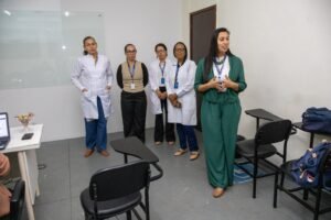 WhatsApp-Image-2026-06-23-at-09.16.31-300x200 Secretaria de Saúde de Araruama capacita enfermeiros para testes rápidos de HIV, sífilis e hepatites