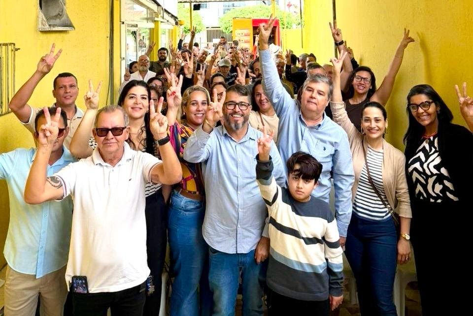 WhatsApp-Image-2026-09-03-at-17.24.35-4 Fernando Daniel promove encontro com deputado André Corrêa para diálogo com a população de Araruama